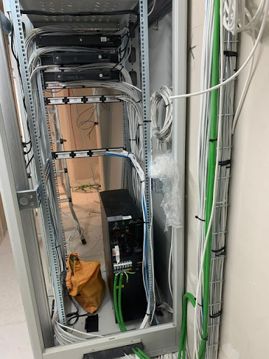 Instalaciones de redes de datos ,Sais y puntos wifi